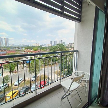 Ferienwohnung Pj5 Soho By Wsy Petaling Jaya Exterior foto