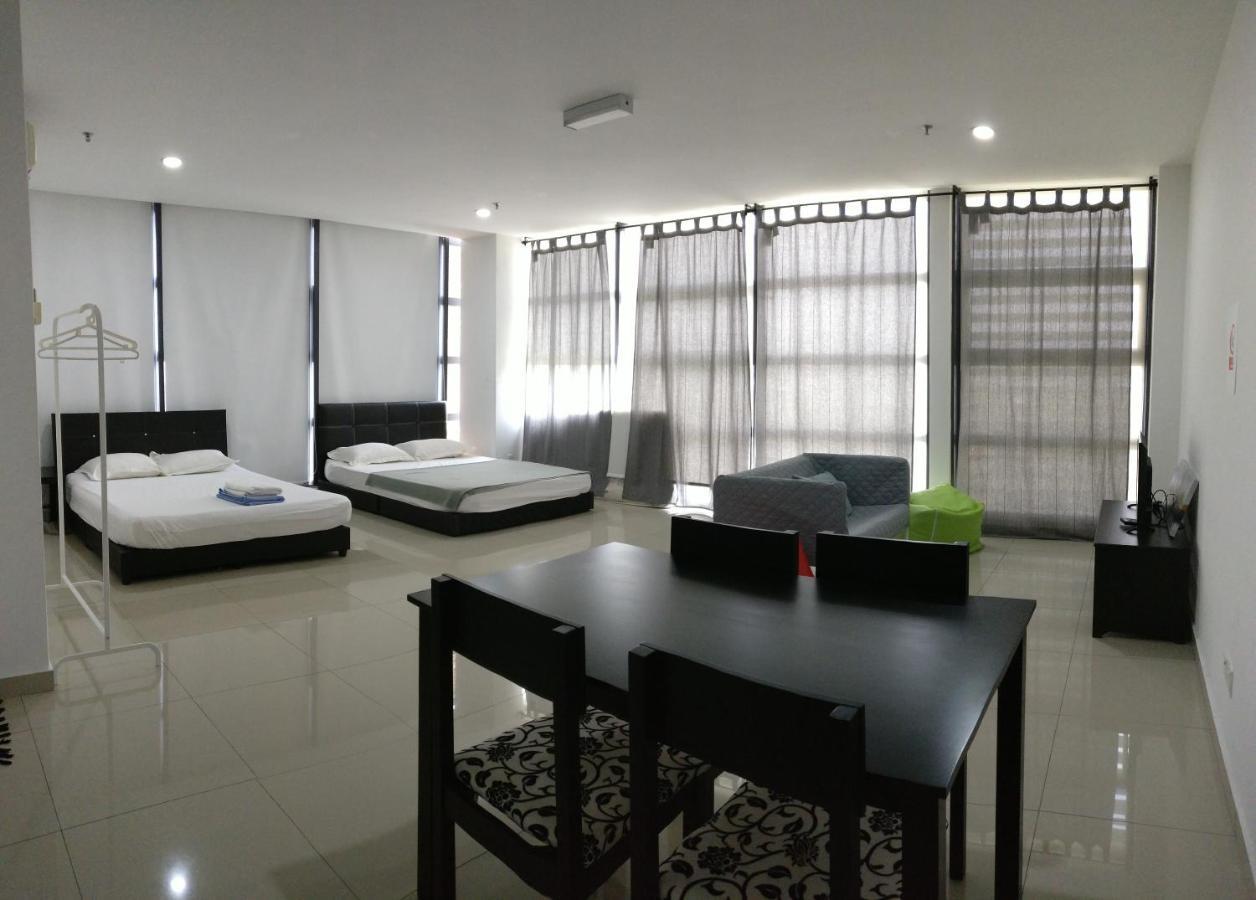 Ferienwohnung Pj5 Soho By Wsy Petaling Jaya Exterior foto