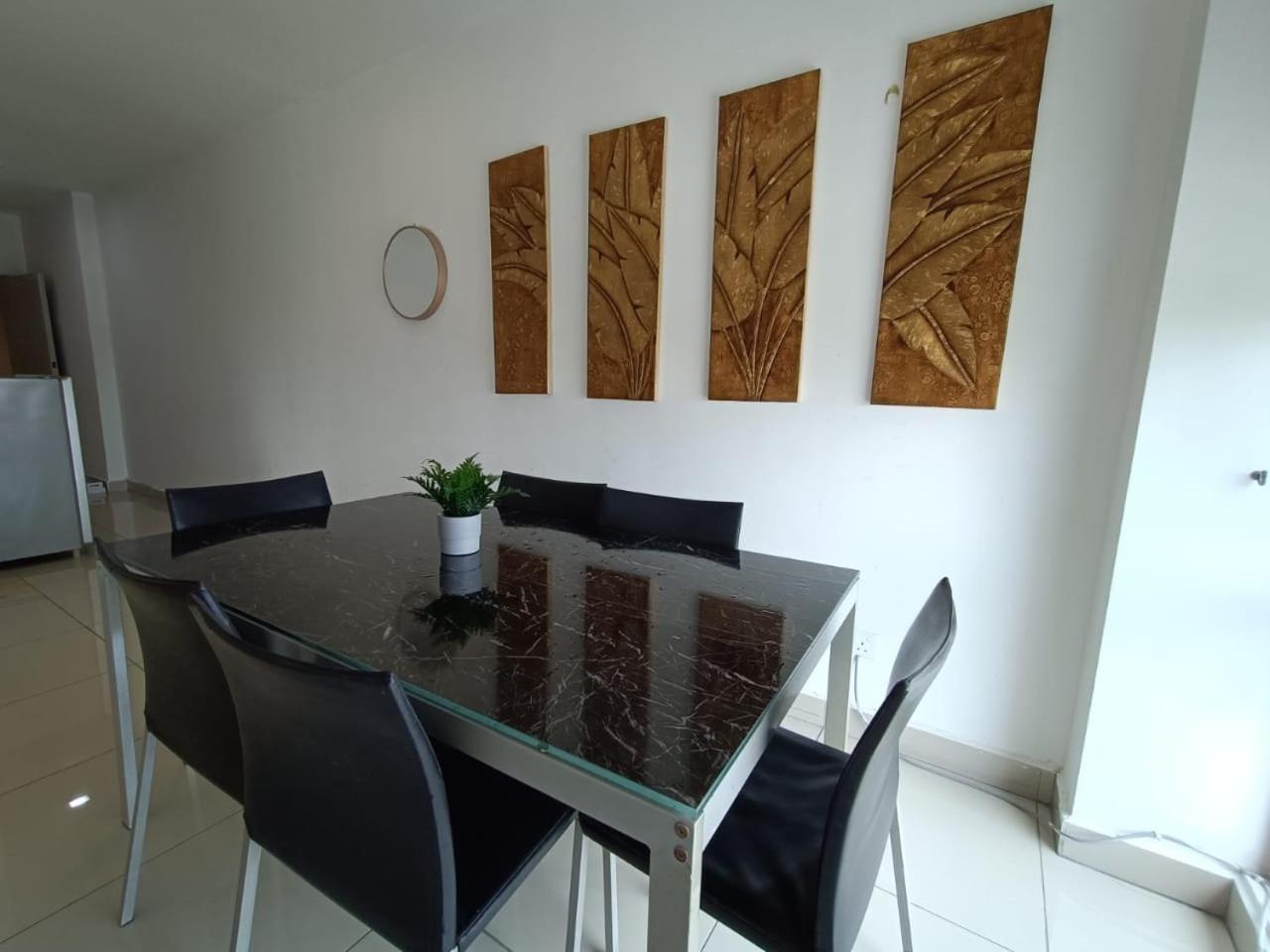 Ferienwohnung Pj5 Soho By Wsy Petaling Jaya Exterior foto