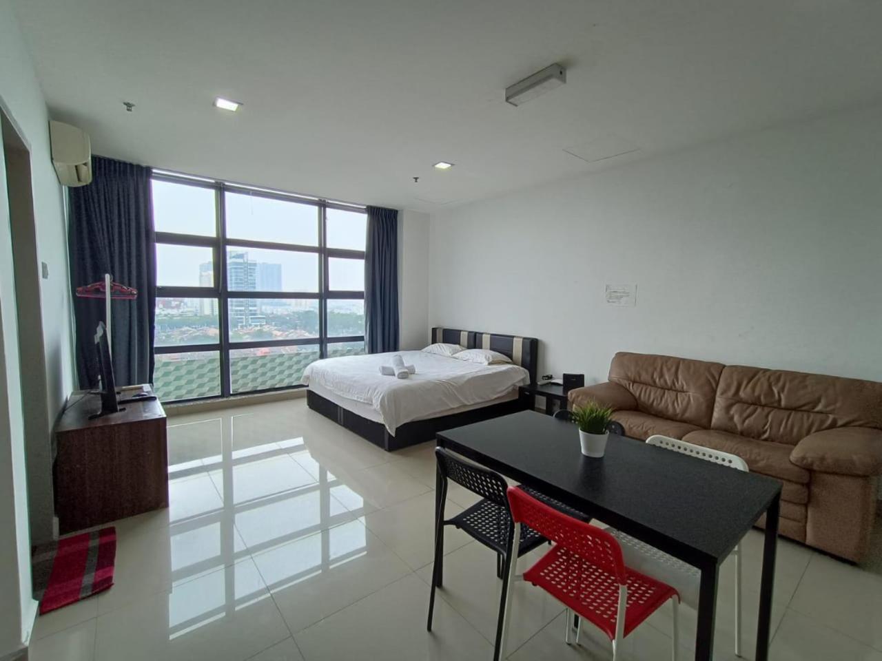 Ferienwohnung Pj5 Soho By Wsy Petaling Jaya Exterior foto
